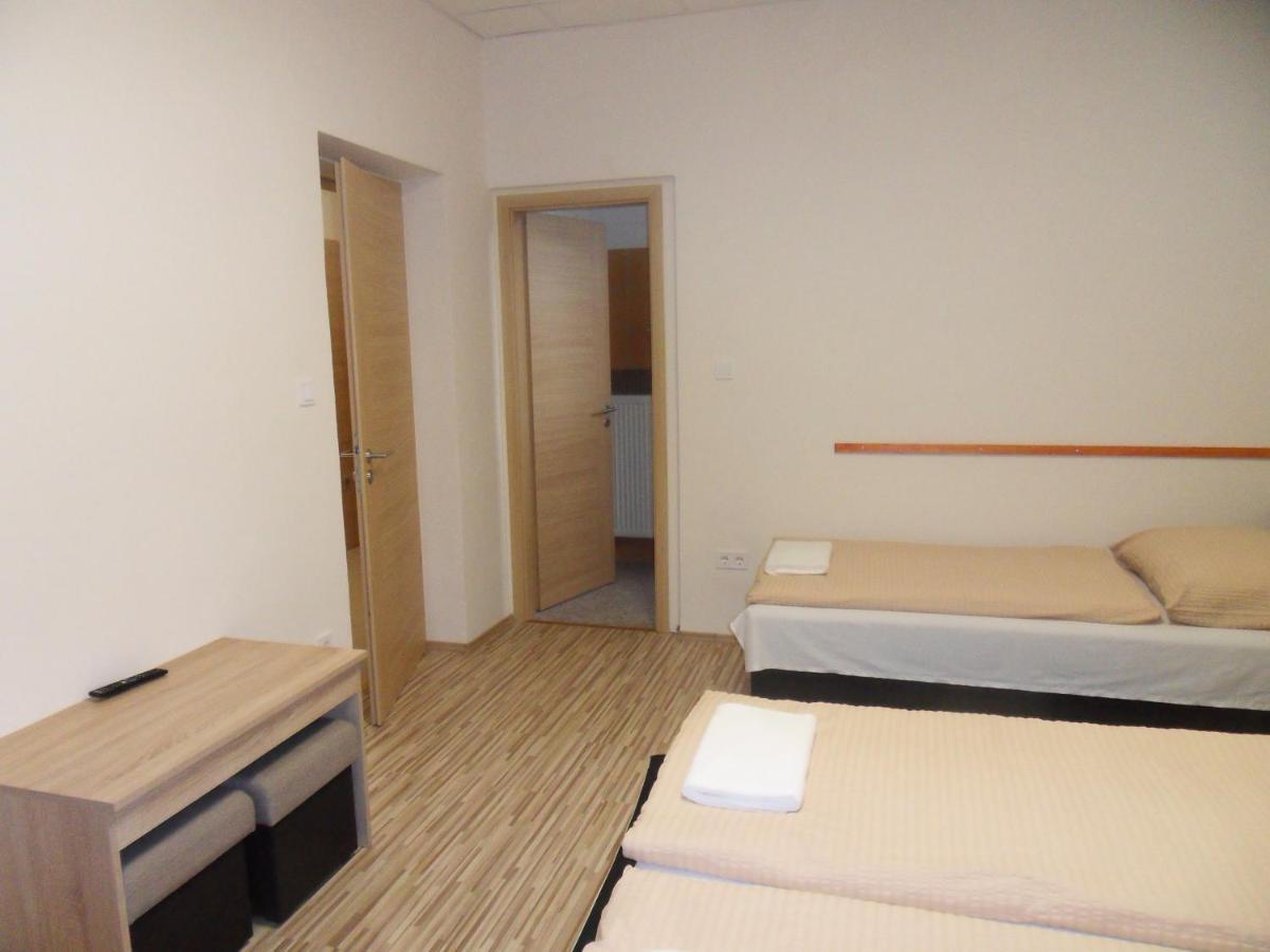 Aba Panzio Bed & Breakfast Zalaszentivan Luaran gambar